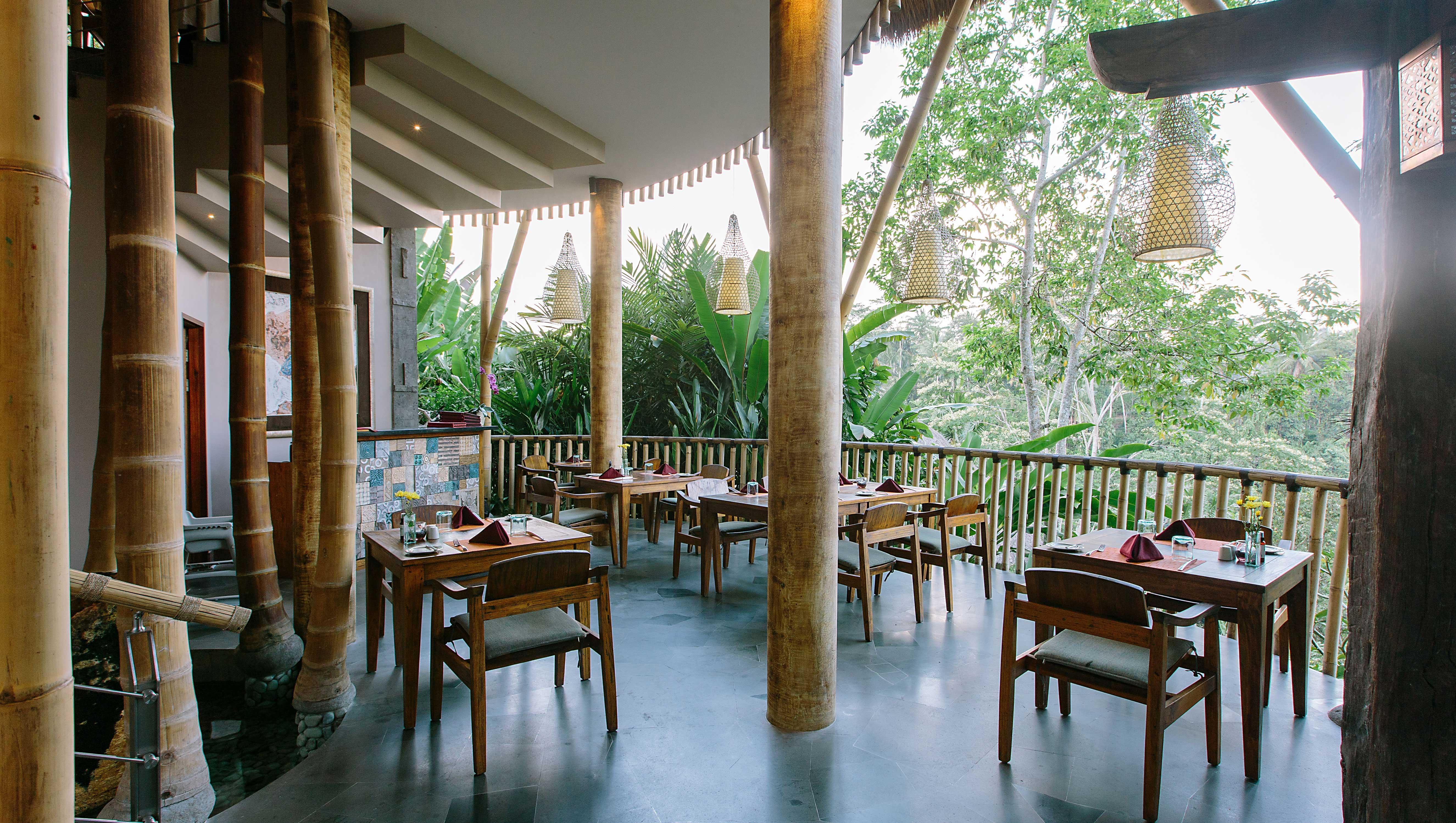 Tejaprana Resort & Spa Убуд Экстерьер фото The restaurant at the resort