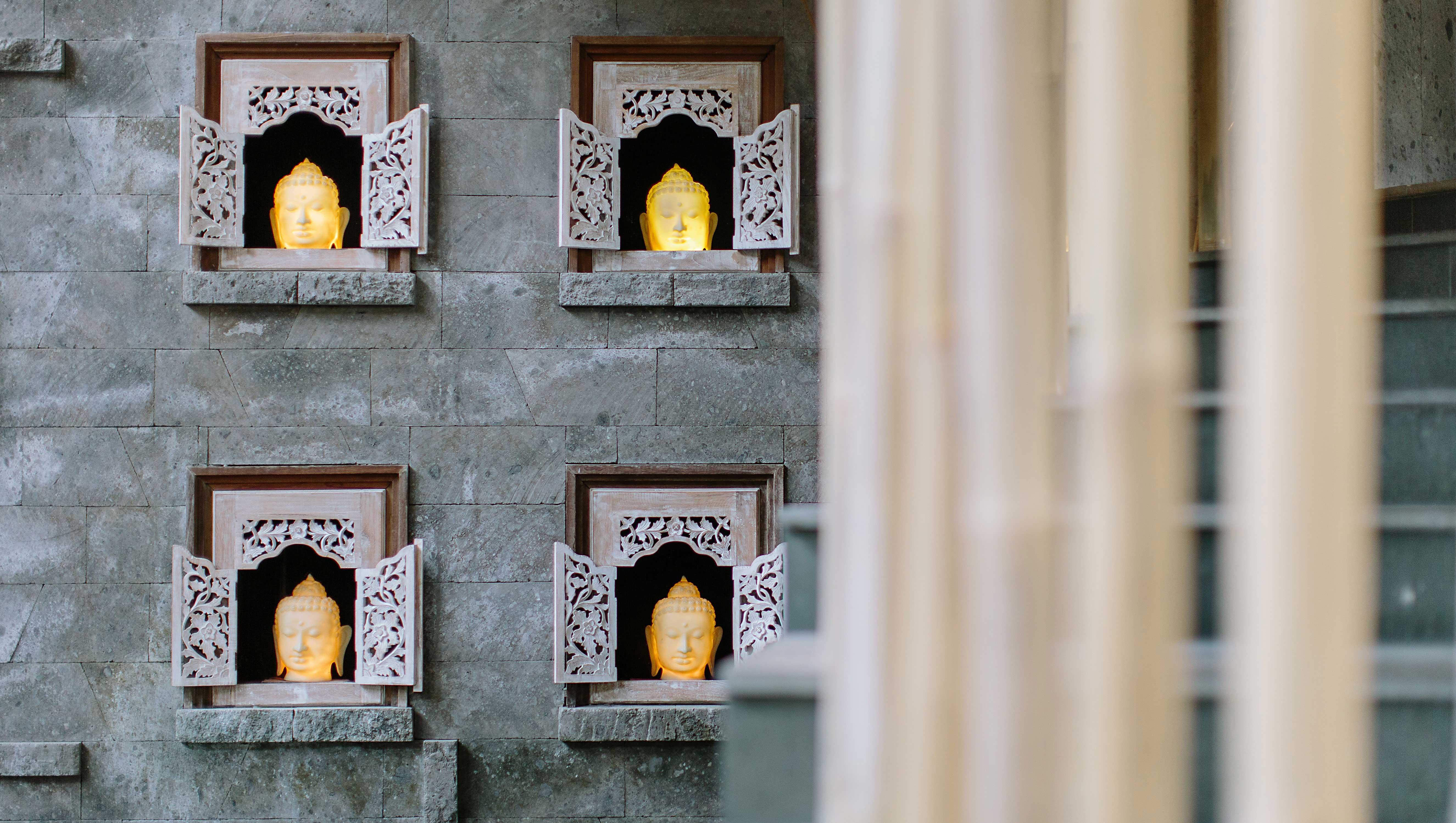 Tejaprana Resort & Spa Убуд Экстерьер фото The four faces of the Buddha