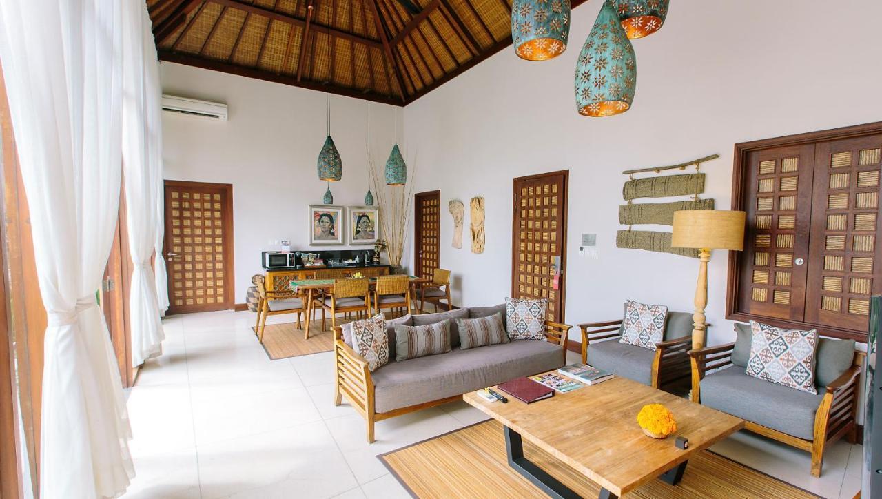 Tejaprana Resort & Spa Убуд Экстерьер фото A villa at the resort